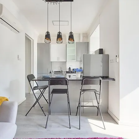 아파트 Elegant 3-bedroom With Tejo River View In Alameda *