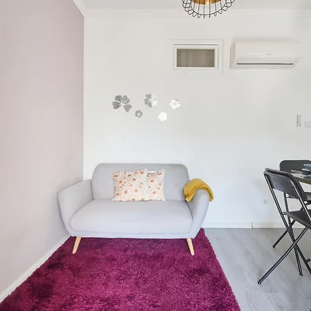 아파트 Elegant 3-bedroom With Tejo River View In Alameda 리스본