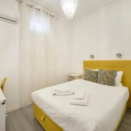 아파트 Elegant 3-bedroom With Tejo River View In Alameda 리스본