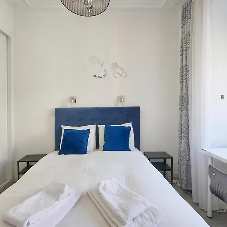 Апартаменты Elegant 3-bedroom With Tejo River View In Alameda *