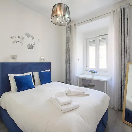 Апартаменты Elegant 3-bedroom With Tejo River View In Alameda *